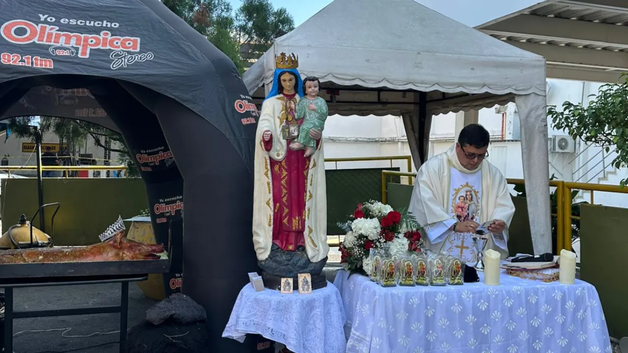 virgen-del-carmen-olimpica-2.webp